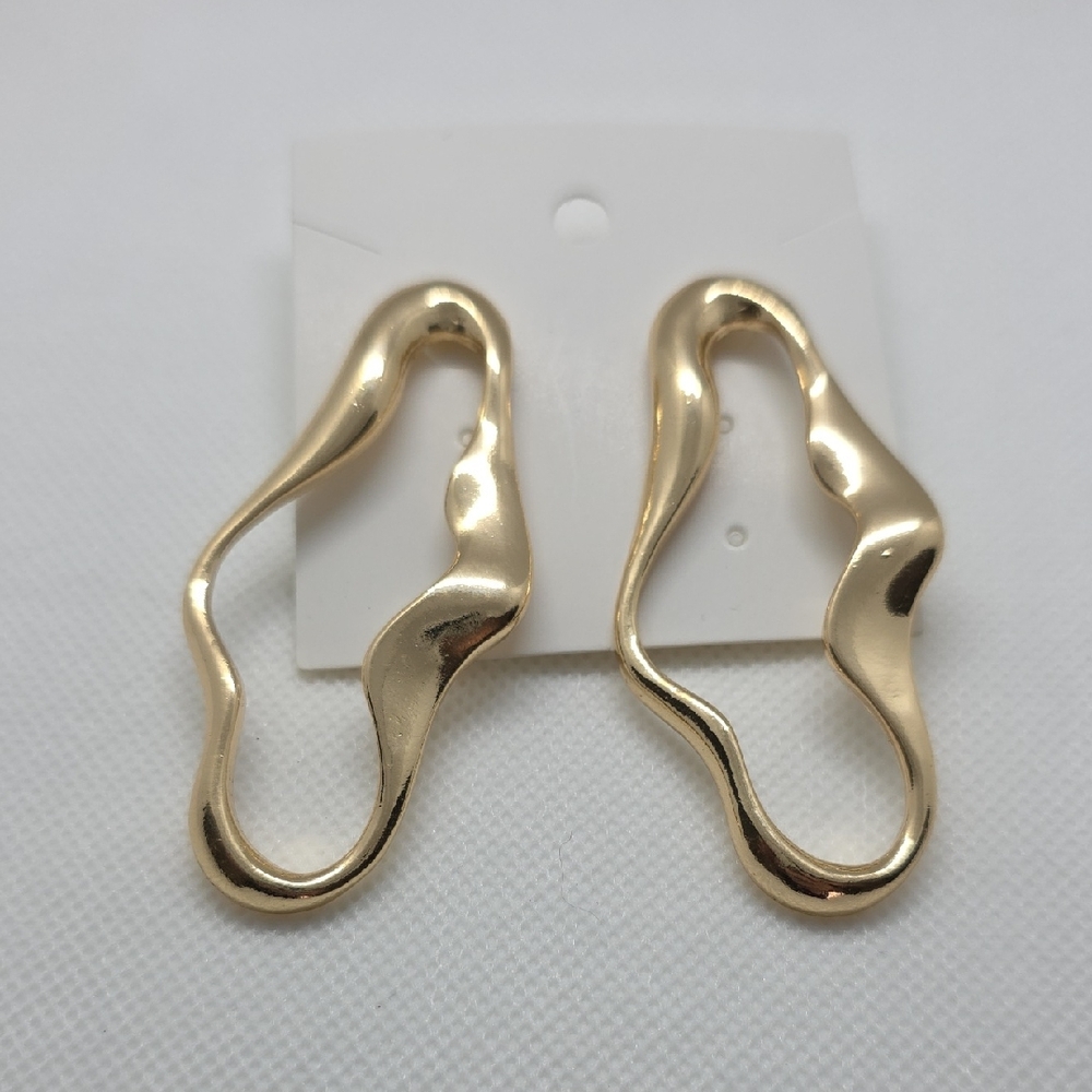 Elegant Gold-Tone Abstract Earrings
